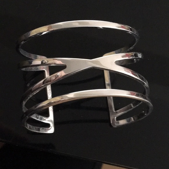 COPY - Vince Camuto bangle cuff bracelet - Picture 1 of 5